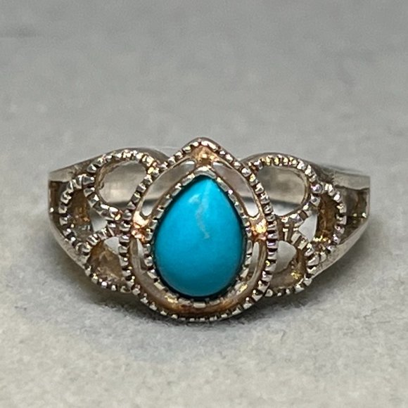 Turquoise Sterling Ring - Picture 5 of 16
